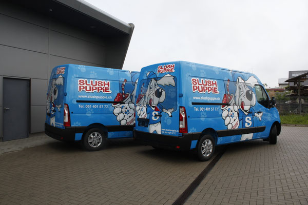 Vollverklebter Carwrapping Renault Master Fahrzeugbeschriftung Slush Puppy