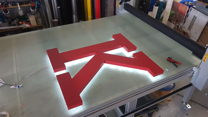 Leuchtbuchstaben, Reliefbuchstaben Lichtwerbung, Profilbuchstaben StyleWerk Werbetechnik Profil3 LED