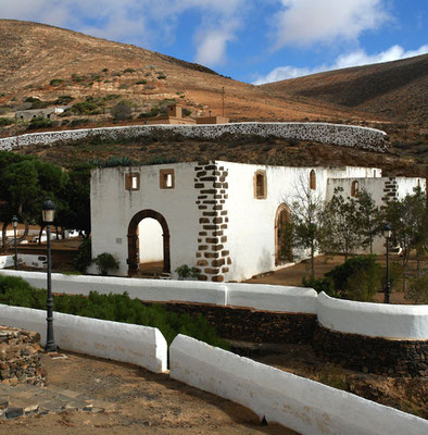 Betancuria, Convento de San Buenaventura, Ruine der Kirche eines im 17. Jh. errichteten Franziskanerklosters