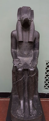 Schakalköpfiger Anubis, Gott der Mumifizierung und der Totenriten, aus einem Tempel in Luxor, 1403 - 1365 BC, Herrschaft von Amenophis III