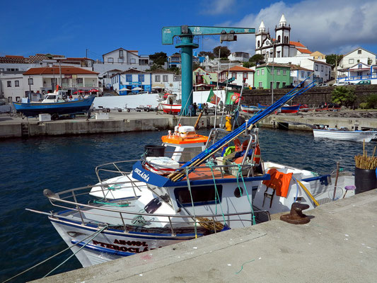 Fischerhafen São Mateus da Calheta