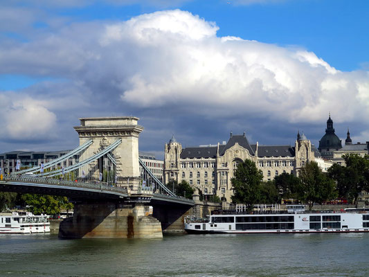 Gresham-Palast und Kettenbrücke