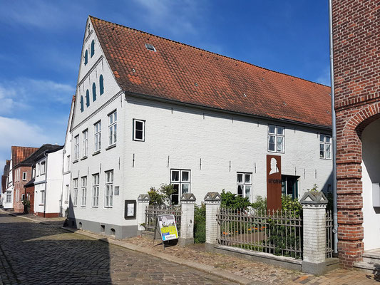 Von Theodor Storm bewohntes Haus in Husum, Wasserreihe 31; heute Storm-Museum, gebaut zwischen 1730 und 1750