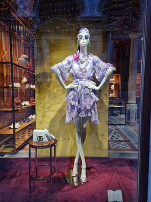 Modegeschäft Dolce & Gabbana, Calle Larga XXII Marzo