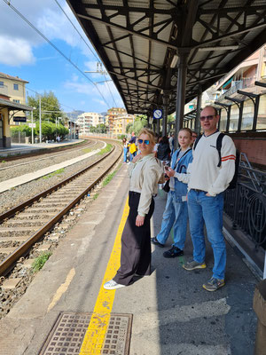 Bahnhof Rapallo (Stazione ferroviaria di Rapallo)