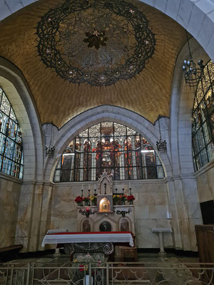 Geißelungskapelle, Innenansicht mit Altar