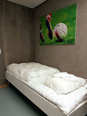 Mein puristisches Zimmer für Sportler (A 7)