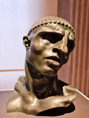 ADOLFO WILDT  Vir temporis Acti, Bronze 1911