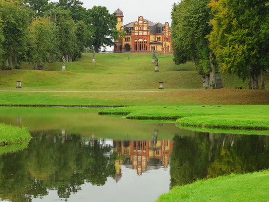 Blick vom Schlossgarten zum Offizierskasino