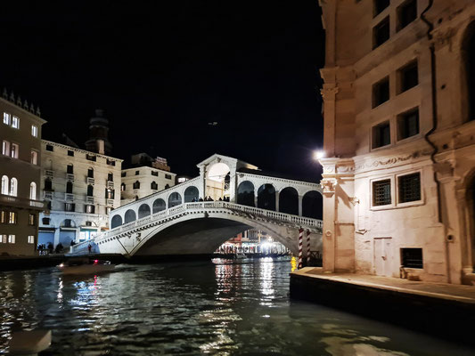 Blick auf Ponte di Rialto