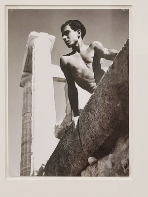 Unter dem Poseidontempel, Sounion ca. 1937 (Münchner Stadtmuseum, Sammlung Fotografie)