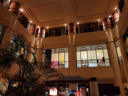Lounge-Bar des Hilton Resorts