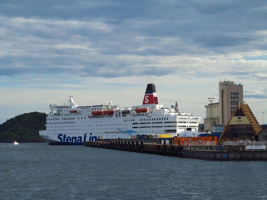 Die STENA SAGA hat im Hafen von Oslo festgemacht.