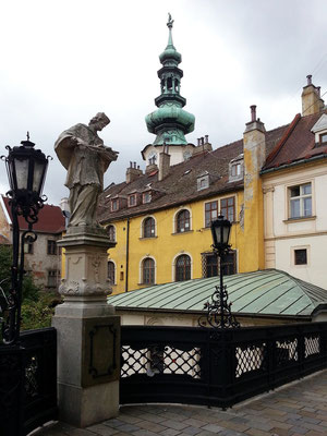 Blick von der Michalská zum Michaelertor