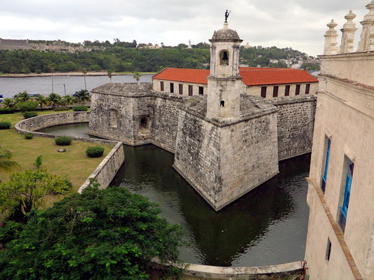 Castillo de la Real Fuerza, Blick vom Dach des Restaurants La Giradilla in der Calle Cuba Tacón