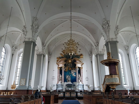 Barocke Erlöserkirche (Vor Frelsers Kirke), Langhaus zum Chor