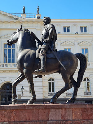 Monumento Pedro de Valdivia