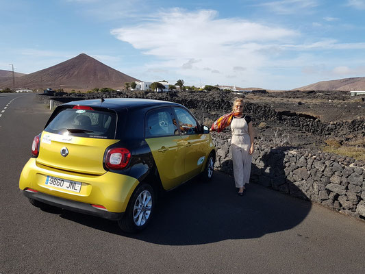 Unser "Goldhamster" auf dem Parkplatz der Fundación César Manrique