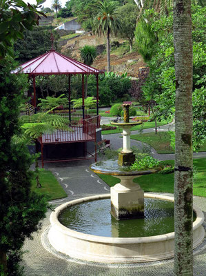 Park Jardim Duque de Terceira (Jardim Público), Blick aus unserem Zimmer im 2. Geschoss des Angra Garden Hotels