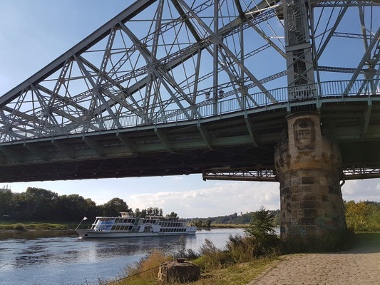 Detail der Elbbrücke bei Loschwitz "Blaues Wunder"