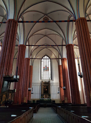 St. Marien. Blick zum Altar im Osten