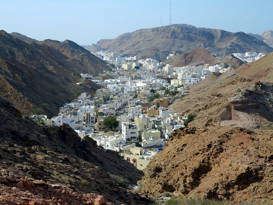 Blick von der Yiti Street nach Ruwi