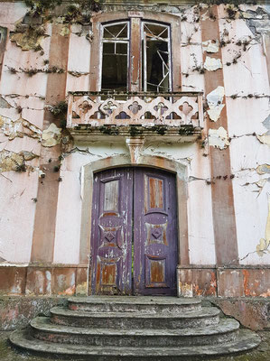 Kirchenruine von Ribeirinha, Fassade