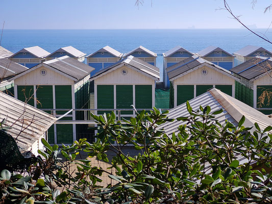 Blick vom Gran Hotel des Bains zum Strand und zur Adria