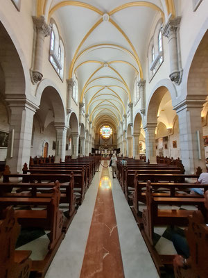 Katharinenkirche in Bethlehem, Blick durch das Langhaus