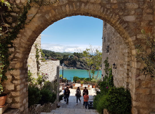 Spaziergang durch die Altstadt von Ulcinj 