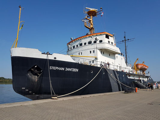 Die "Stephan Jantzen", ein 1967 auf der Leningrader Admiralswerft gebauter Eisbrecher, heute außer Dienst gestellt 