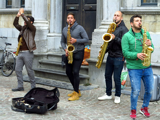 Saxophonquartett (Sopransax, Tenorsax, Baritonsax, Altsax)