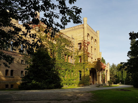 Hotel Schloss Neetzow, Eingang