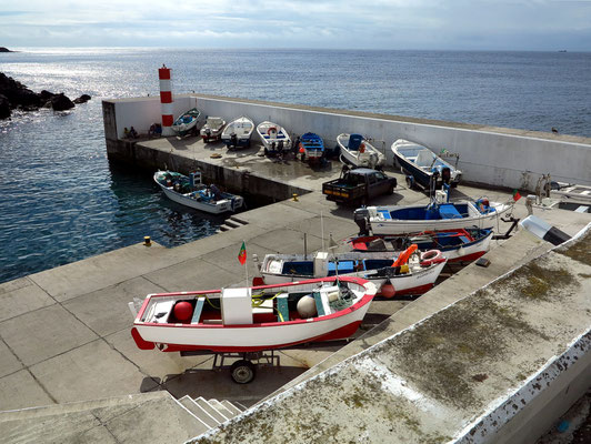 Hafen von Porto Judeu