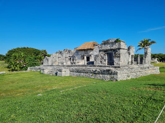 Tulum, Tempel des Herabsteigenden Gottes