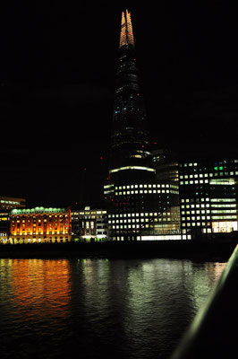 The Shard bei Nacht