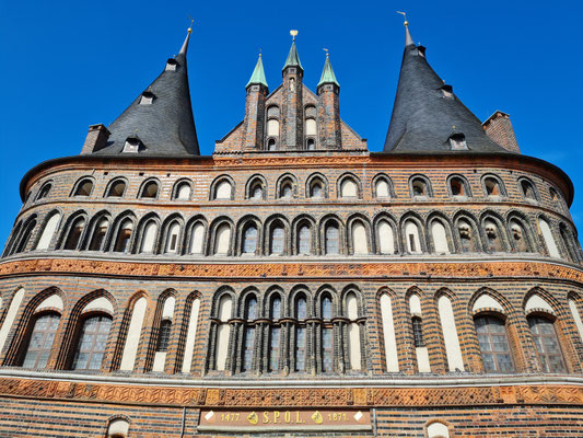 Holstentor in Lübeck, Blick auf die Stadtseite