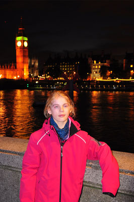 Ricarda an der Themse, Blick auf Big Ben