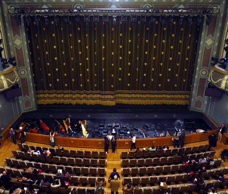 Bolshoi-Theater, New Stage, Blick vom Rang auf die Bühne