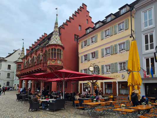 Historisches Kaufhaus aus dem 14. Jahrhundert