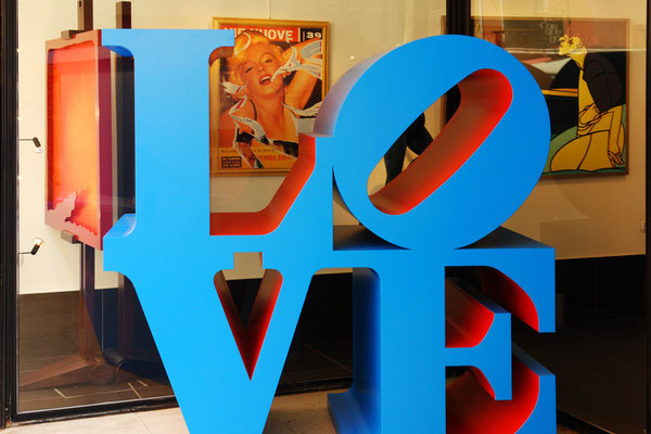 Robert Indiana (1928-2018): LOVE