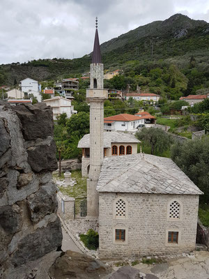 Stari Bar. Moschee Škanjevića Džamija, Blick von der Festung