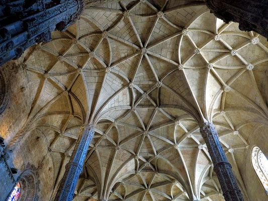 Hieronymus-Kloster (Mosteiro dos Jerónimos), Innenansicht der Kirche mit Deckengewölbe