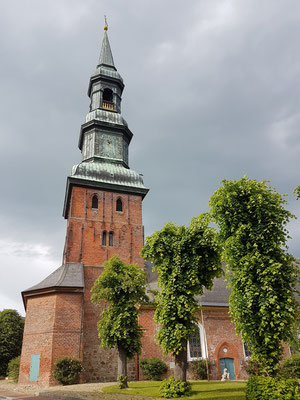 St. Laurentius, Blick vom Markt