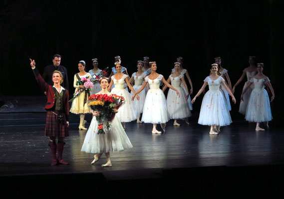 Applaus für La Sylphide: für Ekaterina Krysanova und Dmitry Gudanov (Sylphide und James)