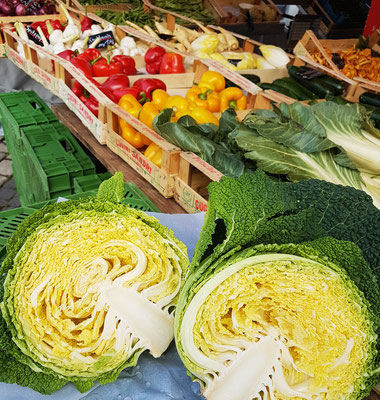 Marktstand auf dem Ludwigsplatz