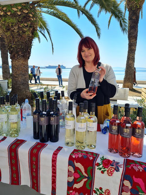 Marktstand für Wein