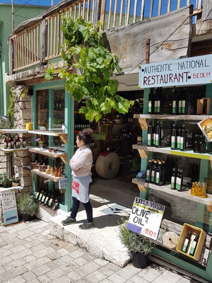 "Authentic National Restaurant" in Stari Bar