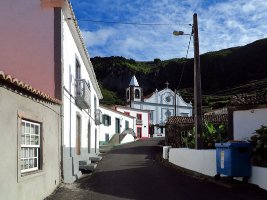 Kirche in Fajãzinha