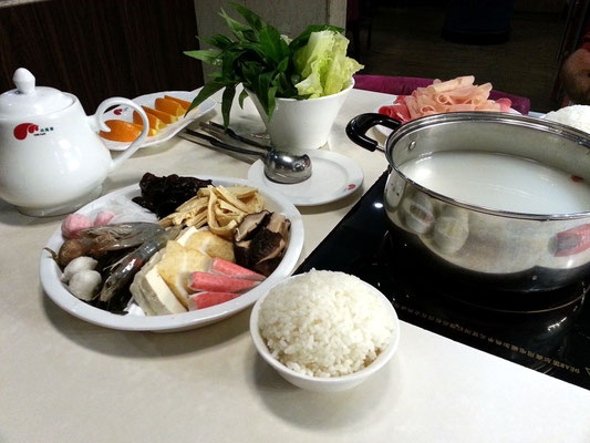 Abschiedsessen im chinesischen Restaurant Xiao Wei Yang Hotpot in Deira